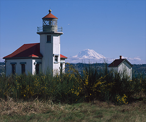 Pt. Robinson Lighthouse with Mt. Rainier